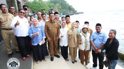 gubernur-andra-soni-cek-kesiapan-wisata-anyer-lebaran-2026
