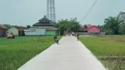dpu-brebes-rampungkan-perbaikan-jalan-poros-cikeusal-lor-limbangan-buara-2026